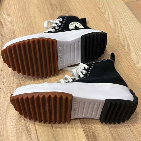 Converse - Picture 10 of 11